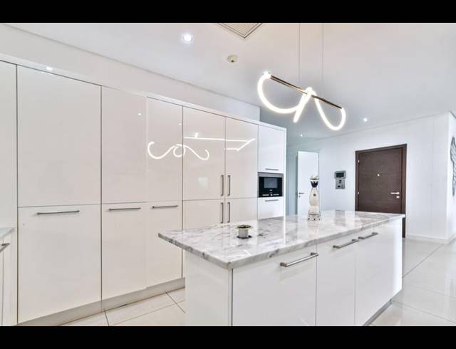 2 BEDROOM APARTMENT FOR SALE IN HOUGHTON